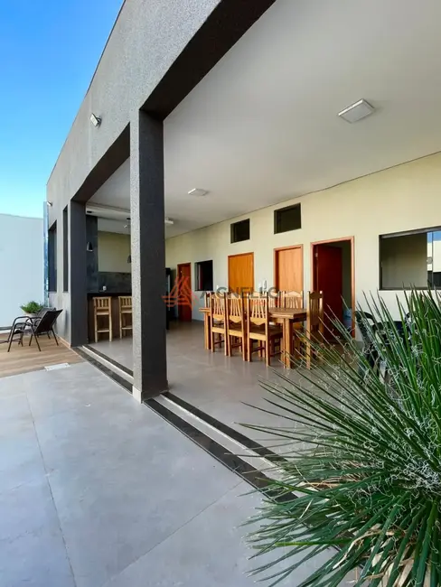 Foto 2 de Casa com 2 quartos à venda, 73m2 em Franca - SP