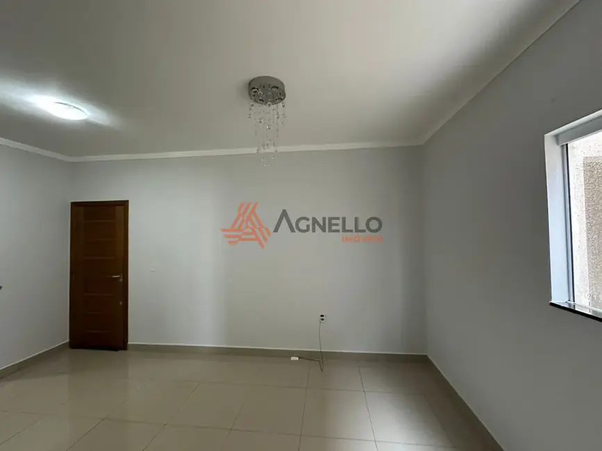 Foto 3 de Apartamento com 2 quartos à venda, 79m2 em Jardim Santa Lúcia, Franca - SP