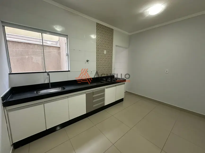Foto 4 de Apartamento com 2 quartos à venda, 79m2 em Jardim Santa Lúcia, Franca - SP