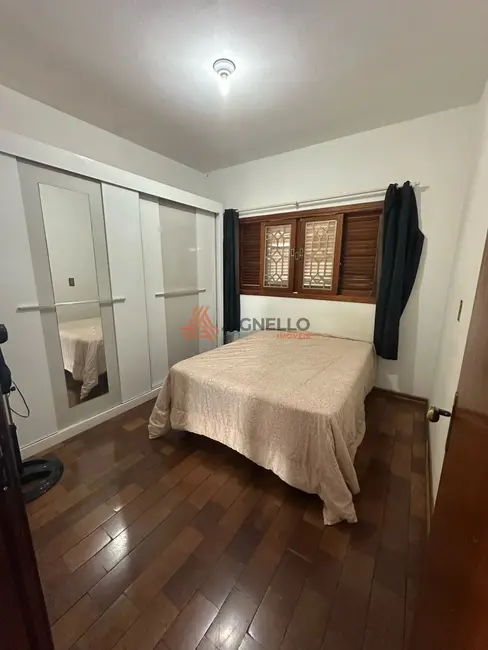 Foto 6 de Casa com 3 quartos à venda, 235m2 em Residencial São Tomaz, Franca - SP