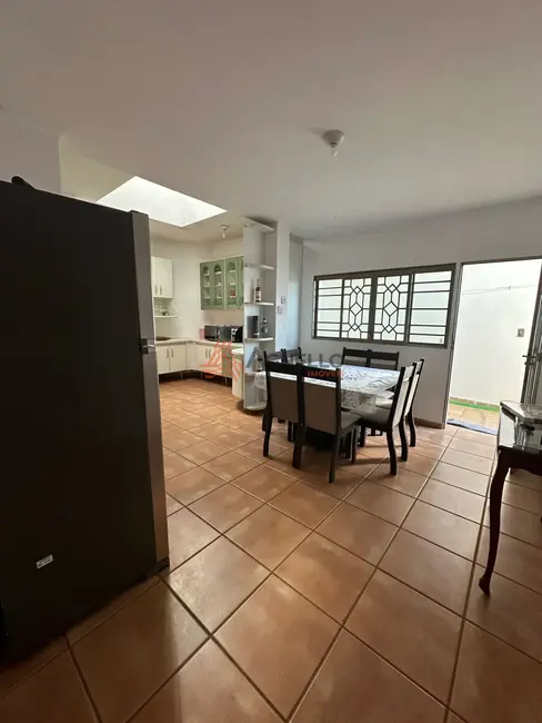 Foto 4 de Casa com 3 quartos à venda, 235m2 em Residencial São Tomaz, Franca - SP