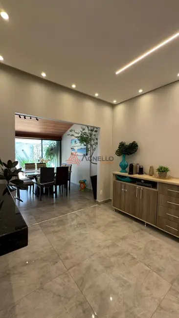 Foto 3 de Casa de Condomínio com 3 quartos à venda, 127m2 em Franca - SP