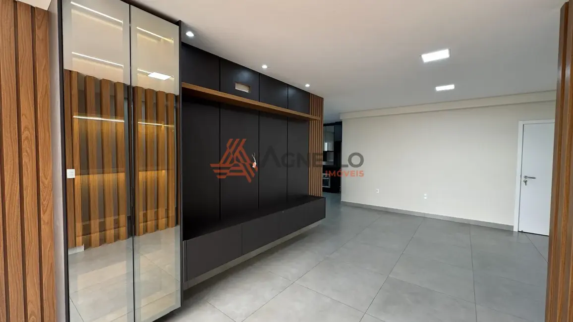 Foto 4 de Apartamento com 3 quartos à venda, 120m2 em Estação, Franca - SP