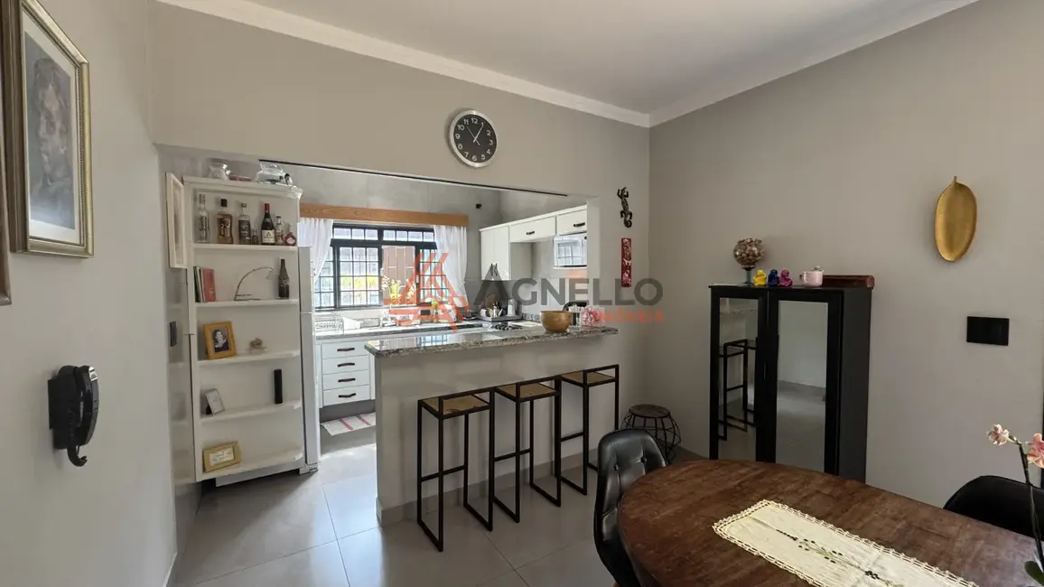 Foto 8 de Casa com 3 quartos à venda, 172m2 em Vila Chico Júlio, Franca - SP