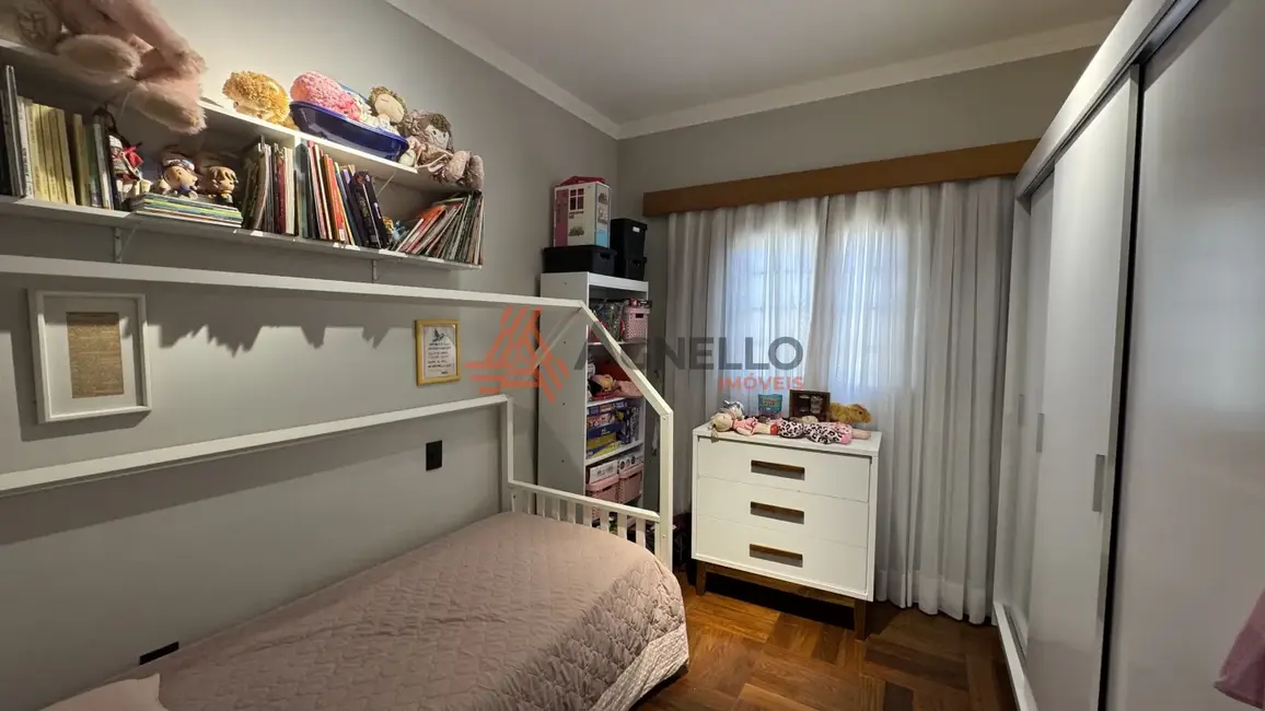 Foto 4 de Casa com 3 quartos à venda, 172m2 em Vila Chico Júlio, Franca - SP
