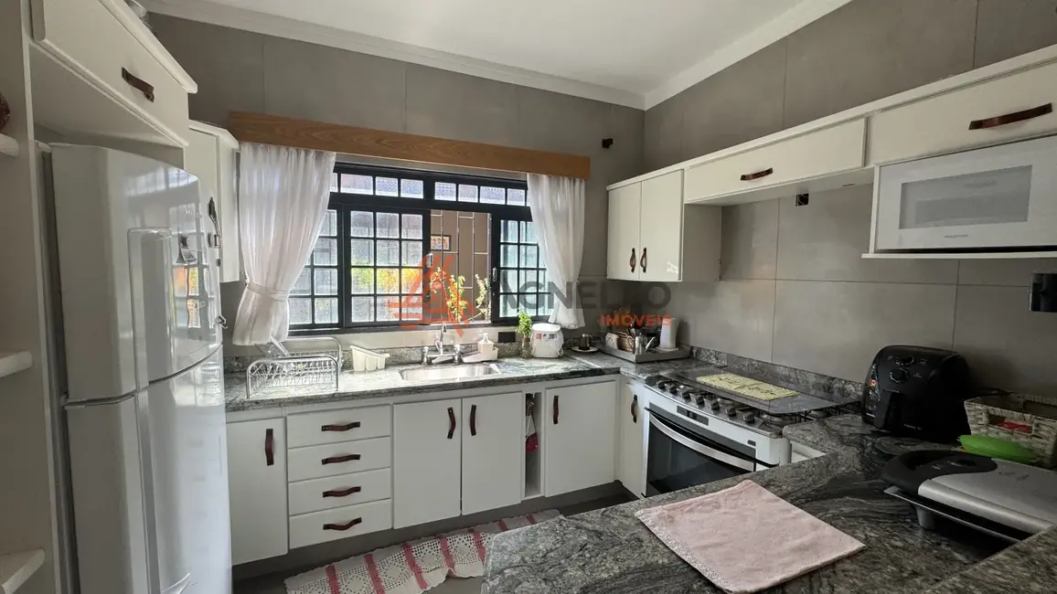 Foto 9 de Casa com 3 quartos à venda, 172m2 em Vila Chico Júlio, Franca - SP