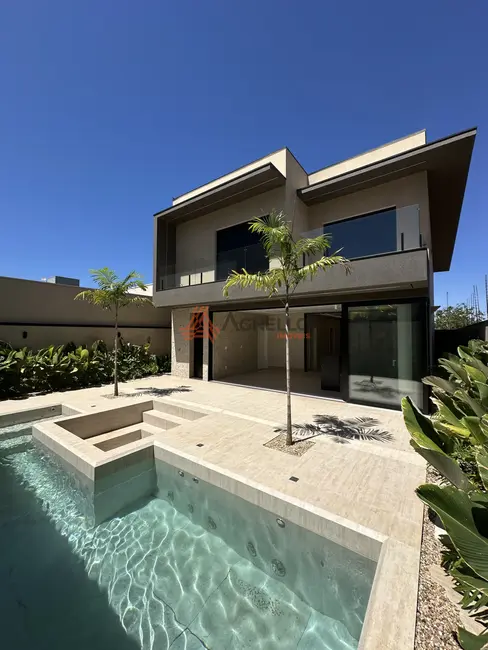 Foto 3 de Casa de Condomínio com 4 quartos à venda, 304m2 em Franca - SP