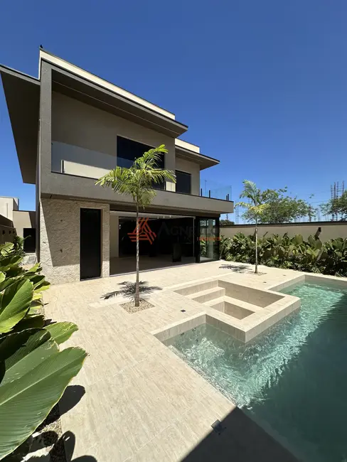 Foto 1 de Casa de Condomínio com 4 quartos à venda, 304m2 em Franca - SP