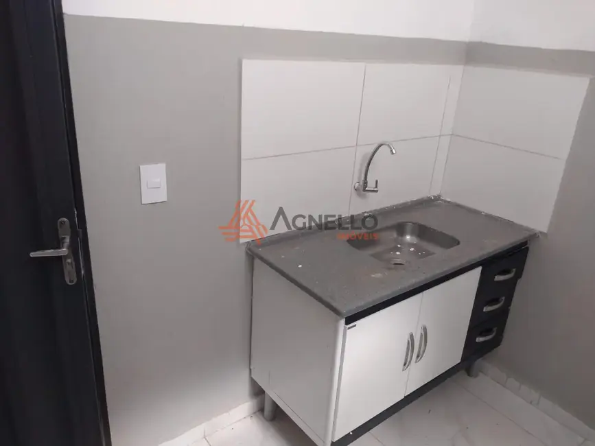 Foto 6 de Armazém / Galpão à venda, 264m2 em Jardim Luiza II, Franca - SP