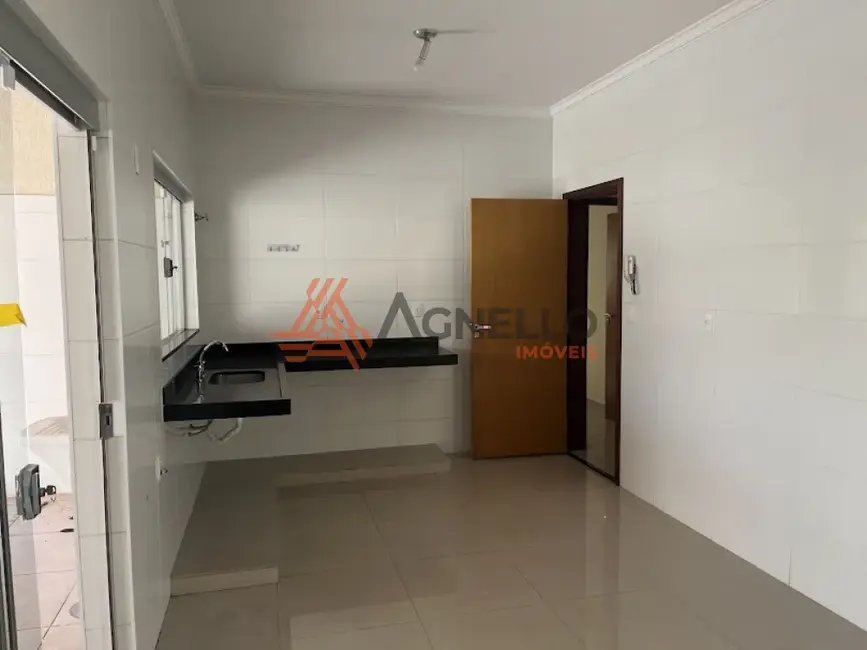 Foto 5 de Casa com 3 quartos à venda, 138m2 em Vila Totoli, Franca - SP