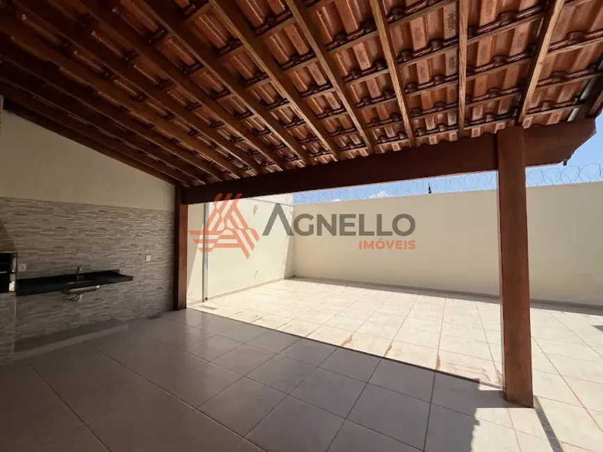 Foto 2 de Casa com 3 quartos à venda, 138m2 em Vila Totoli, Franca - SP