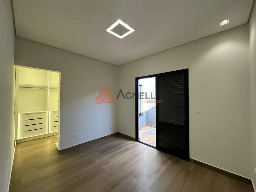 Foto 9 de Casa com 3 quartos à venda, 120m2 em Franca - SP