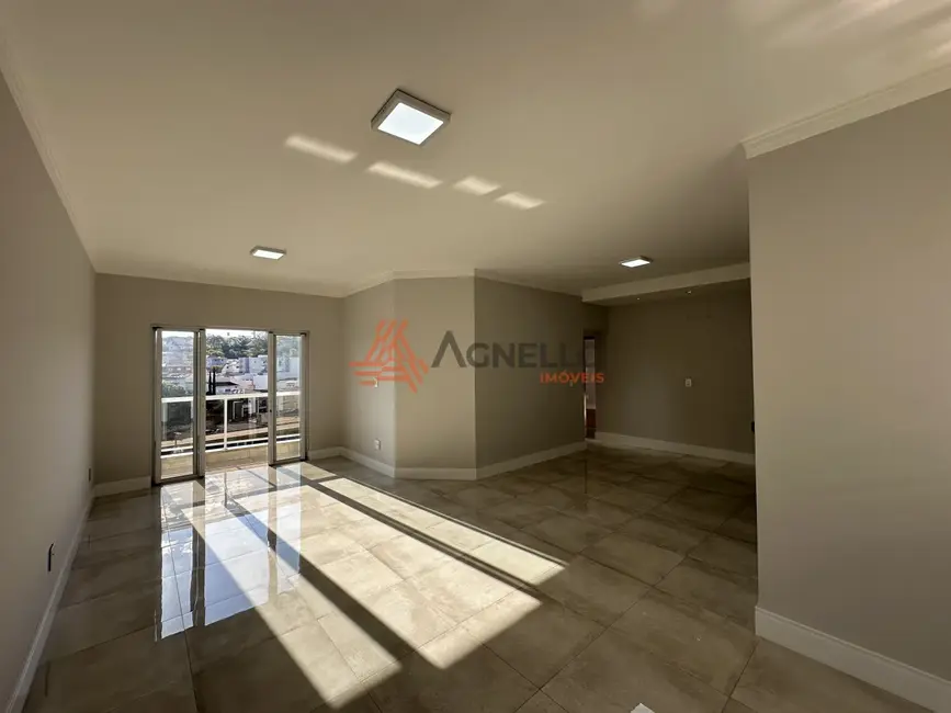 Foto 1 de Apartamento com 3 quartos à venda, 105m2 em Centro, Franca - SP