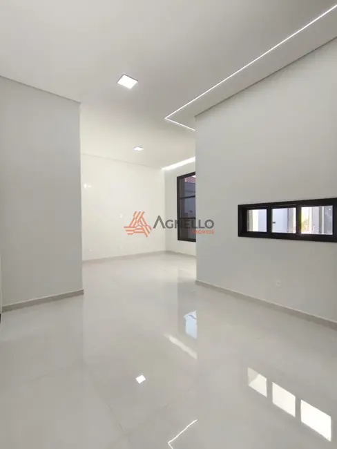 Foto 4 de Casa com 3 quartos à venda, 160m2 em Franca - SP
