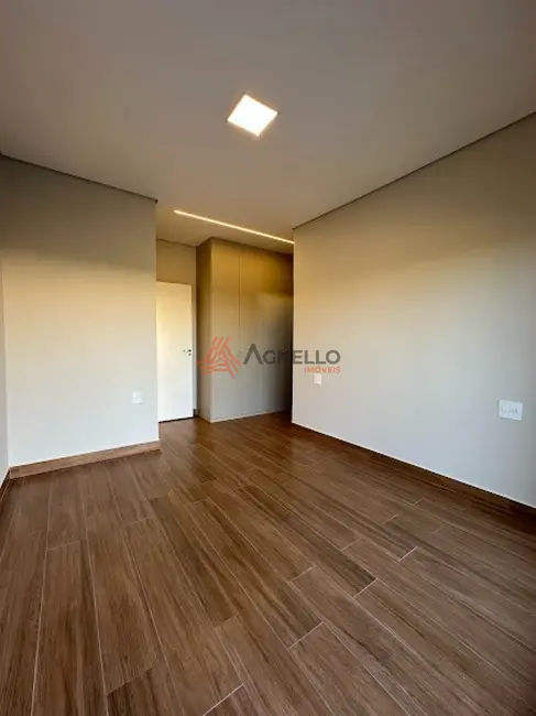 Foto 8 de Casa de Condomínio com 3 quartos à venda, 237m2 em Villa Piemonte I, Franca - SP