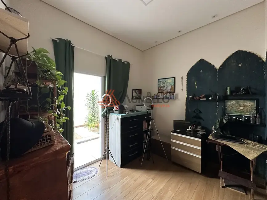 Casa com 3 quartos à venda, 169m2 em Jardim Piratininga, Franca - SP - imagem 9 Foto 9 de Casa com 3 quartos à venda, 169m2 em Jardim Piratininga, Franca - SP