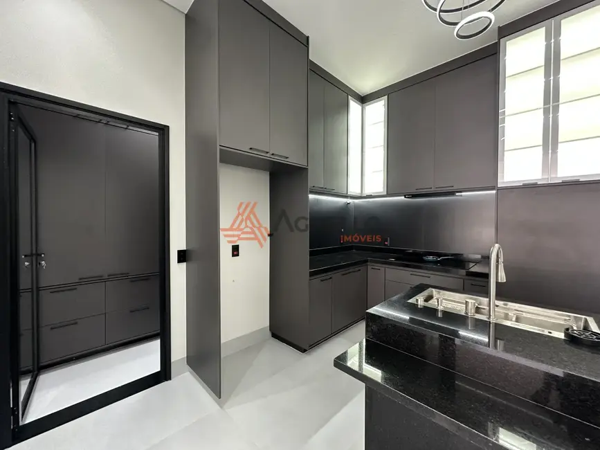 Foto 6 de Casa com 3 quartos à venda, 184m2 em Franca - SP