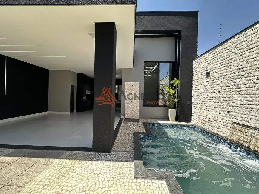 Foto 1 de Casa com 3 quartos à venda, 184m2 em Franca - SP