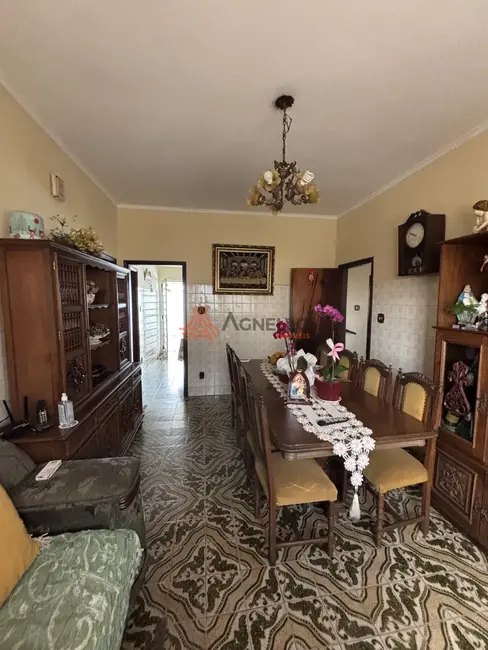 Foto 4 de Casa com 2 quartos à venda, 379m2 em Centro, Franca - SP