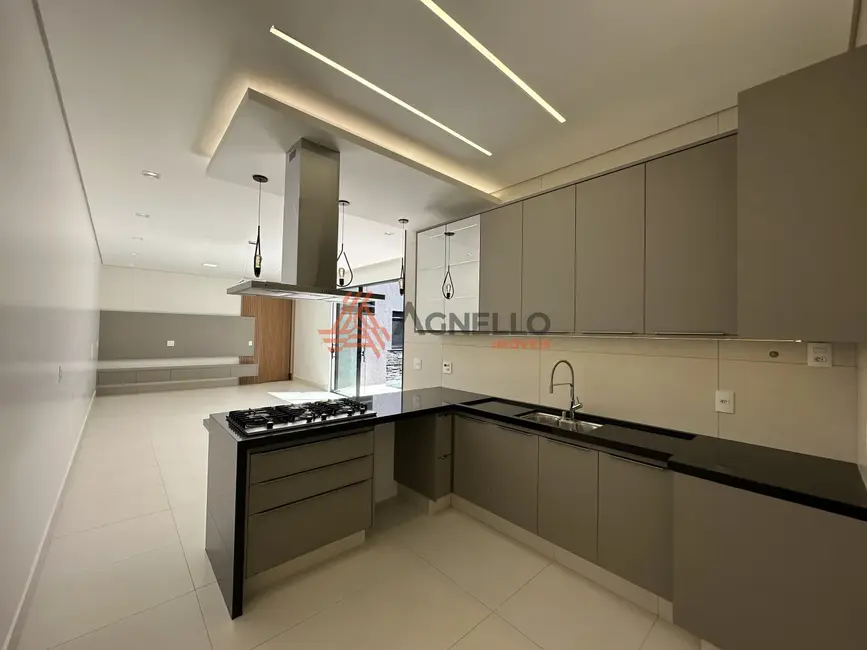 Foto 8 de Casa com 3 quartos à venda, 200m2 em Franca - SP