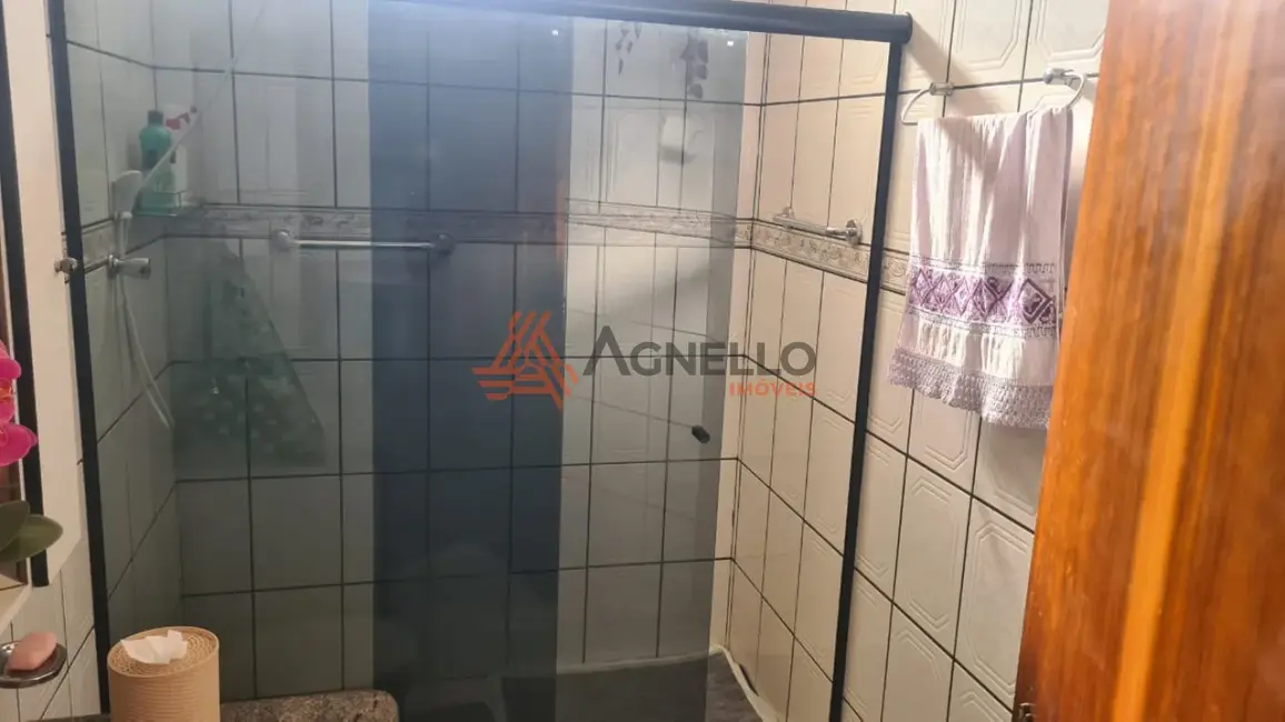 Foto 9 de Casa com 3 quartos à venda, 181m2 em Jardim Maria Rosa, Franca - SP