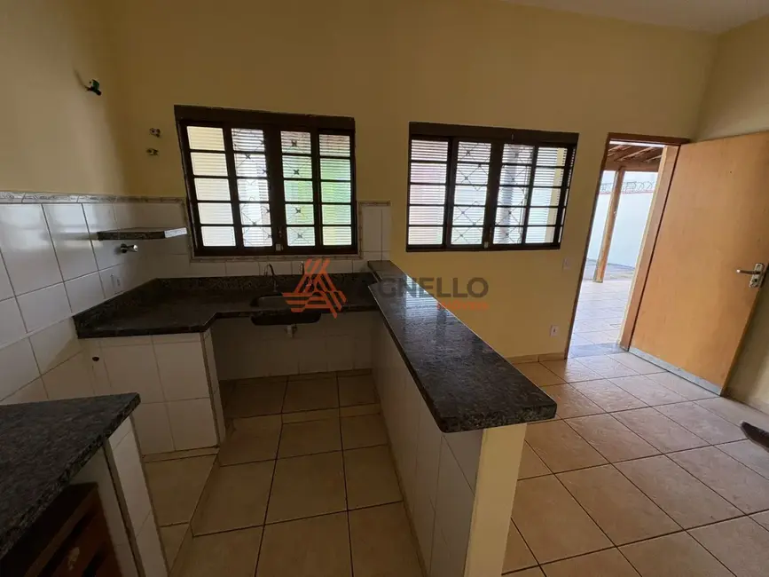 Foto 2 de Casa com 1 quarto à venda, 64m2 em Recanto Elimar, Franca - SP