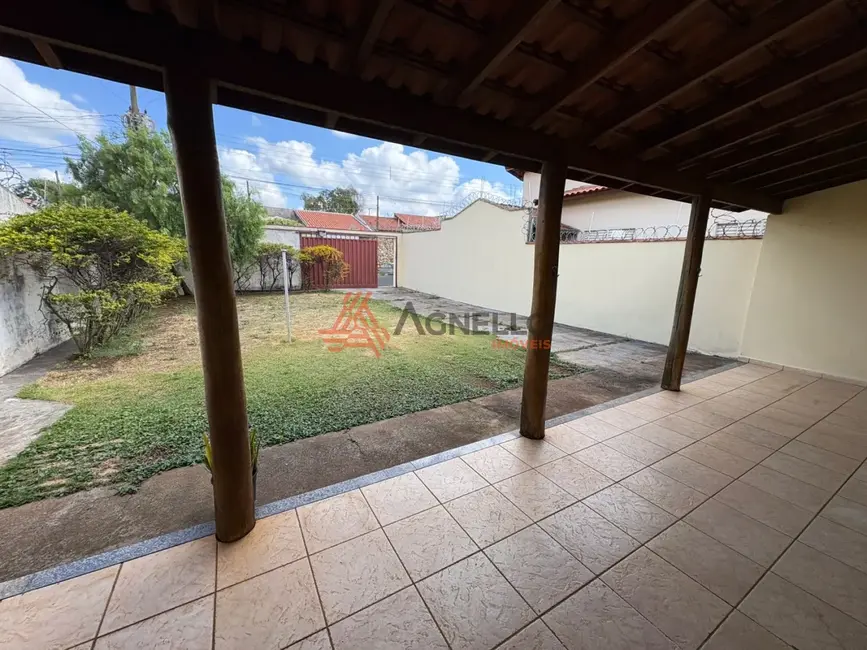 Foto 8 de Casa com 1 quarto à venda, 64m2 em Recanto Elimar, Franca - SP