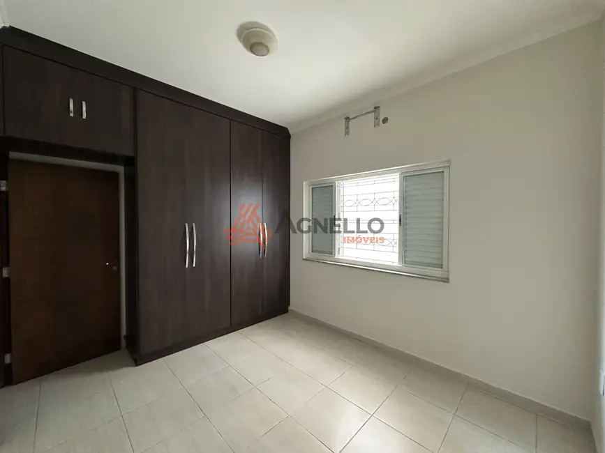 Casa com 3 quartos à venda, 230m2 em São José, Franca - SP - imagem 6 Foto 6 de Casa com 3 quartos à venda, 230m2 em São José, Franca - SP