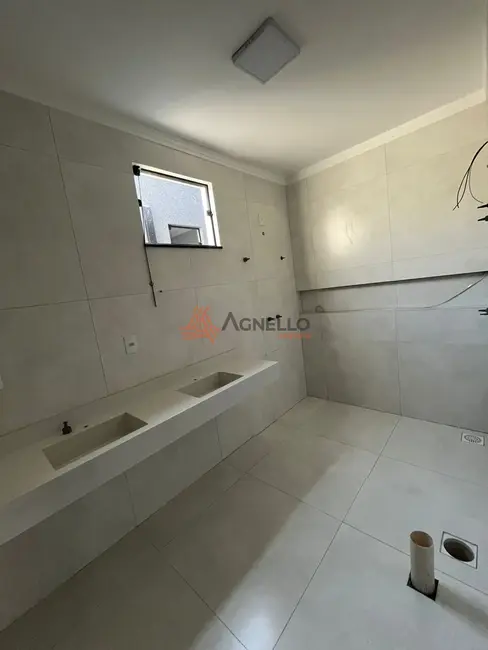 Foto 9 de Casa com 4 quartos à venda, 223m2 em Jardim Líbano, Franca - SP