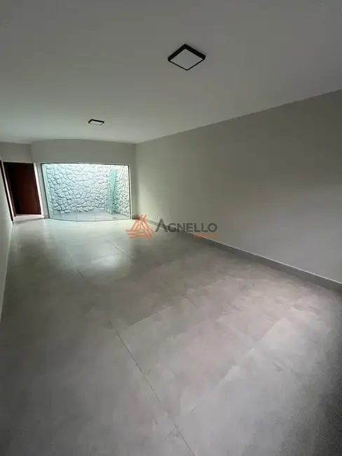 Foto 5 de Casa com 3 quartos à venda, 200m2 em Jardim Barão, Franca - SP