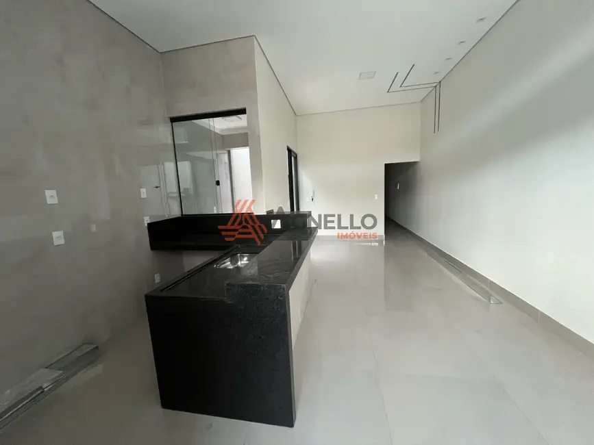 Foto 4 de Casa com 3 quartos à venda, 130m2 em São José, Franca - SP