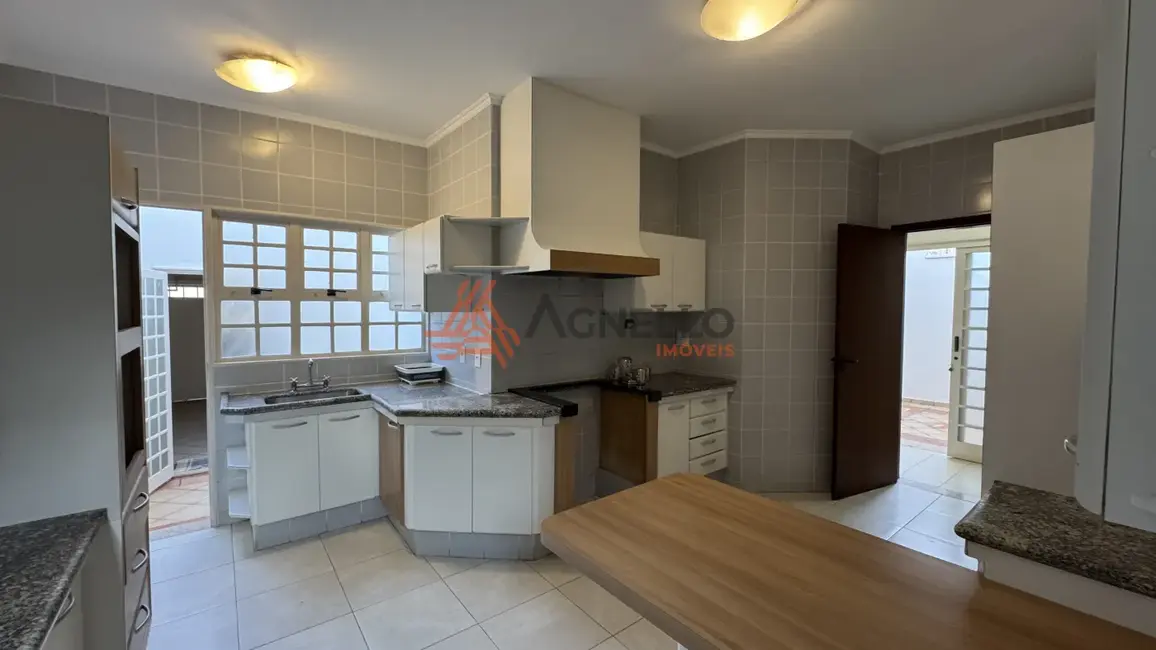 Foto 9 de Casa com 3 quartos à venda, 195m2 em Vila Marta, Franca - SP