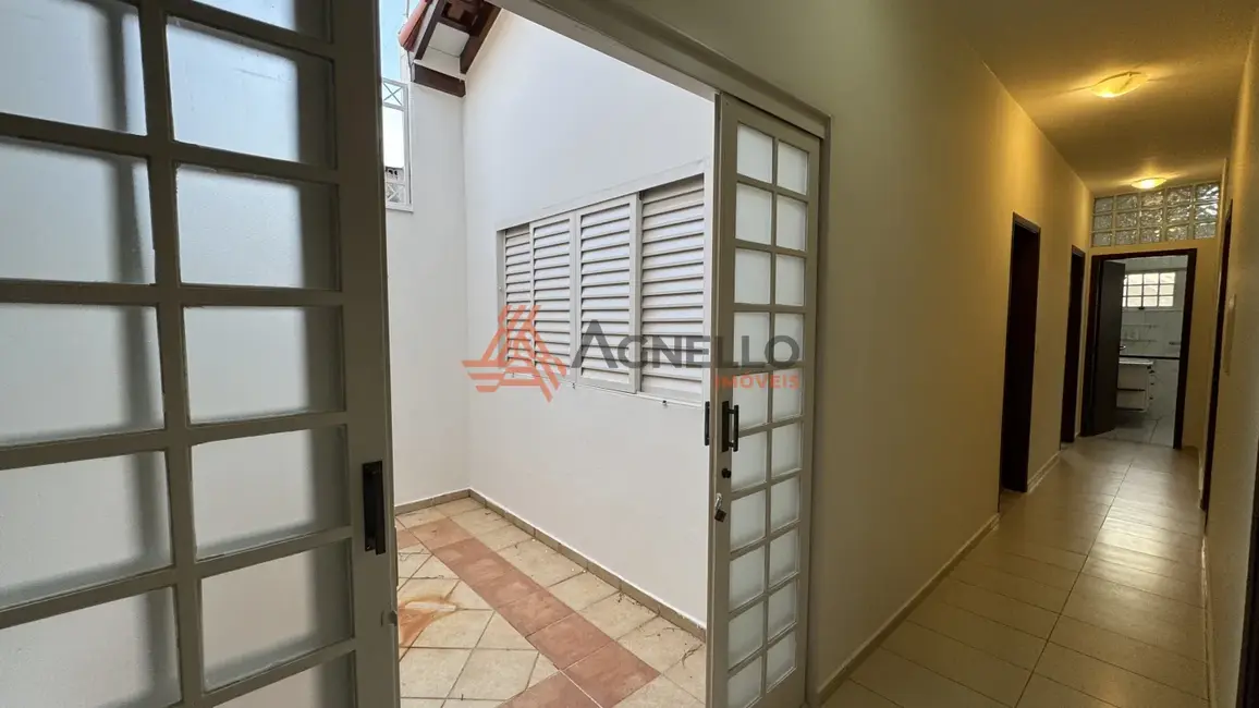 Foto 5 de Casa com 3 quartos à venda, 195m2 em Vila Marta, Franca - SP