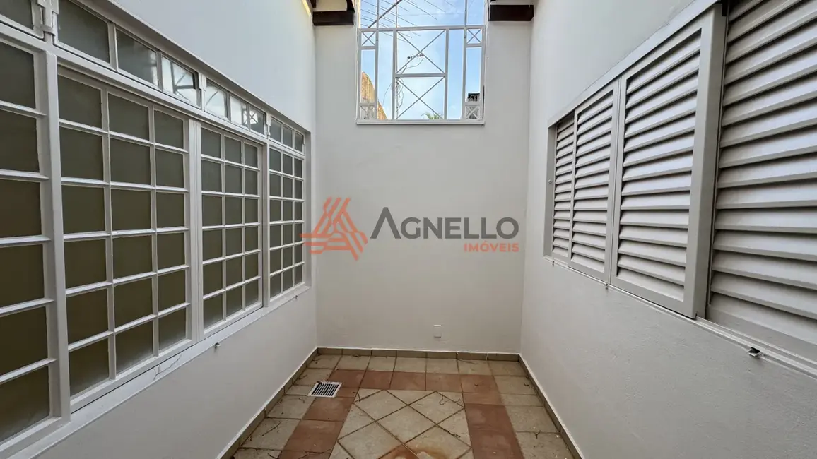 Casa com 3 quartos à venda, 195m2 em Vila Marta, Franca - SP - imagem 6 Foto 6 de Casa com 3 quartos à venda, 195m2 em Vila Marta, Franca - SP