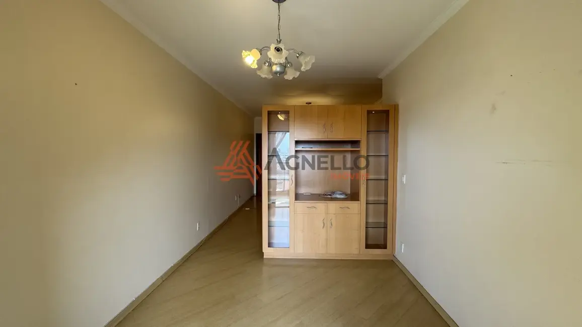 Apartamento com 3 quartos para alugar, 197m2 em Estação, Franca - SP - imagem 6 Foto 6 de Apartamento com 3 quartos para alugar, 197m2 em Estação, Franca - SP