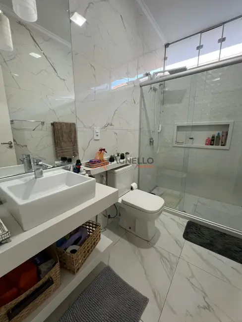 Casa com 3 quartos à venda, 172m2 em Residencial Baldassari, Franca - SP - imagem 7 Foto 7 de Casa com 3 quartos à venda, 172m2 em Residencial Baldassari, Franca - SP