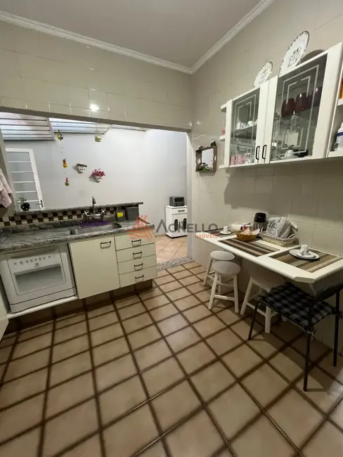 Casa com 3 quartos à venda, 172m2 em Residencial Baldassari, Franca - SP - imagem 4 Foto 4 de Casa com 3 quartos à venda, 172m2 em Residencial Baldassari, Franca - SP