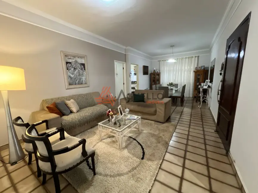 Casa com 3 quartos à venda, 172m2 em Residencial Baldassari, Franca - SP - imagem 1 Foto 1 de Casa com 3 quartos à venda, 172m2 em Residencial Baldassari, Franca - SP