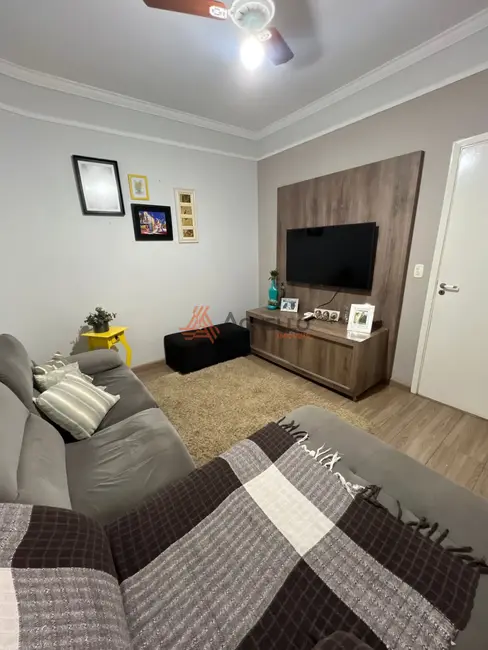 Casa com 3 quartos à venda, 172m2 em Residencial Baldassari, Franca - SP - imagem 2 Foto 2 de Casa com 3 quartos à venda, 172m2 em Residencial Baldassari, Franca - SP