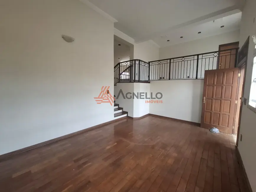 Foto 3 de Casa com 4 quartos à venda, 221m2 em Franca - SP