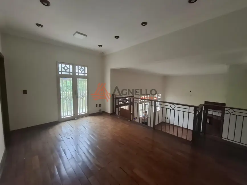 Casa com 4 quartos à venda, 221m2 em Franca - SP - imagem 4 Foto 4 de Casa com 4 quartos à venda, 221m2 em Franca - SP