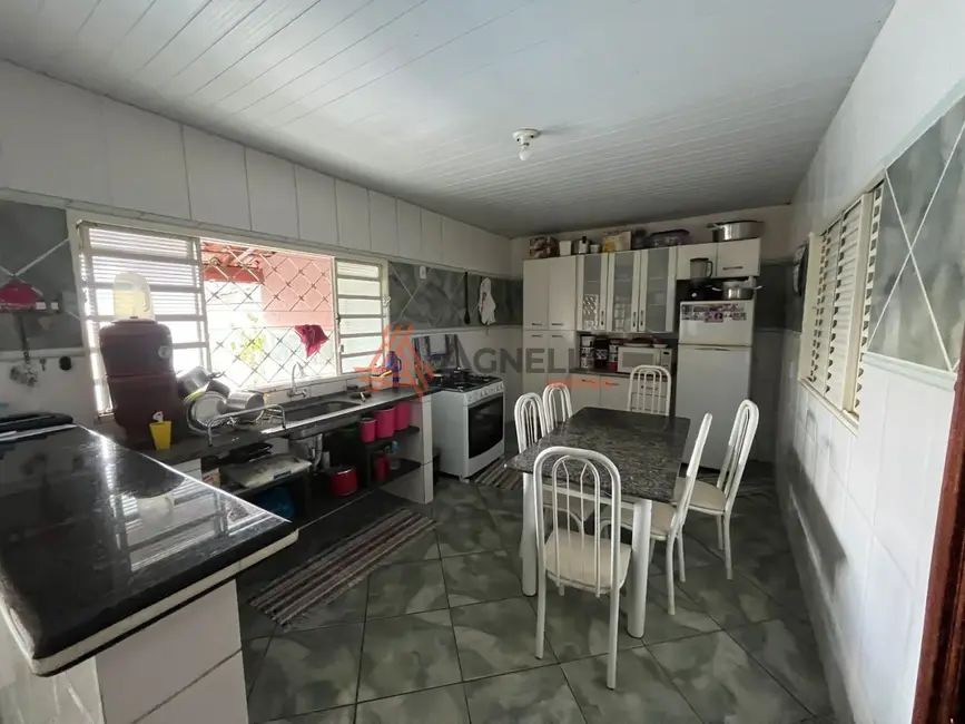 Casa com 2 quartos à venda, 168m2 em City Petrópolis, Franca - SP - imagem 4 Foto 4 de Casa com 2 quartos à venda, 168m2 em City Petrópolis, Franca - SP