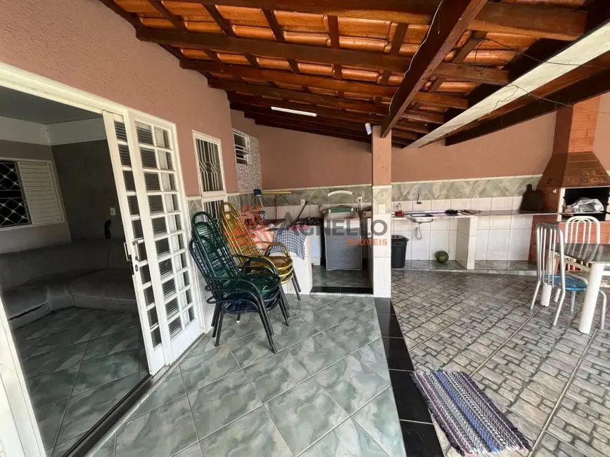 Casa com 2 quartos à venda, 168m2 em City Petrópolis, Franca - SP - imagem 2 Foto 2 de Casa com 2 quartos à venda, 168m2 em City Petrópolis, Franca - SP