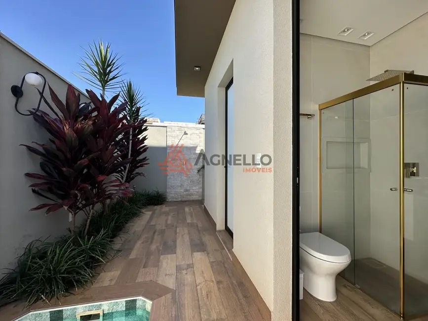 Foto 3 de Casa de Condomínio com 3 quartos à venda, 163m2 em Veredas de Franca, Franca - SP