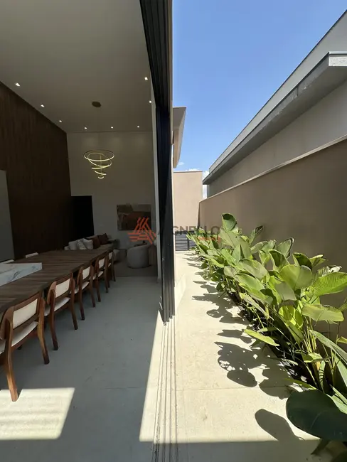 Casa de Condomínio com 3 quartos à venda, 212m2 em Residencial Villa da Mata, Franca - SP - imagem 5 Foto 5 de Casa de Condomínio com 3 quartos à venda, 212m2 em Residencial Villa da Mata, Franca - SP