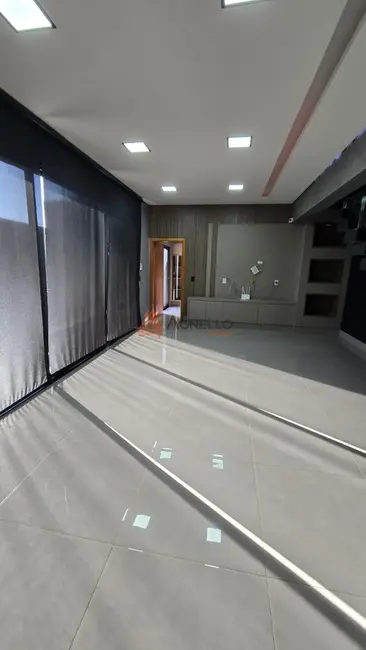 Foto 7 de Casa com 4 quartos à venda, 292m2 em Residencial Zanetti, Franca - SP