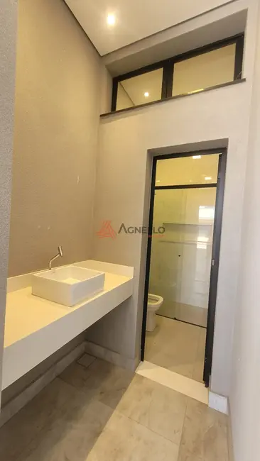 Foto 2 de Casa com 3 quartos à venda, 201m2 em Franca - SP