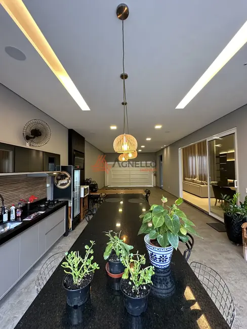 Foto 2 de Casa com 3 quartos à venda, 218m2 em Jardim Piratininga II, Franca - SP