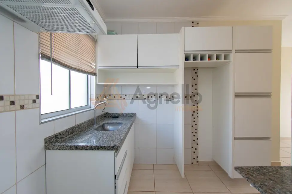 Foto 3 de Apartamento com 2 quartos à venda, 49m2 em Residencial Palermo, Franca - SP
