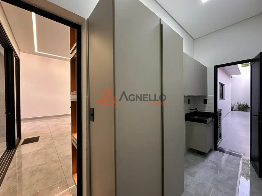 Casa com 3 quartos à venda, 175m2 em Residencial Colina do Espraiado, Franca - SP - imagem 9 Foto 9 de Casa com 3 quartos à venda, 175m2 em Residencial Colina do Espraiado, Franca - SP